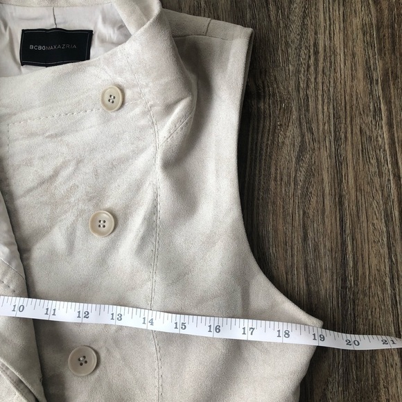 BCBGmaxazria faux suede vest light tan M - Picture 9 of 12